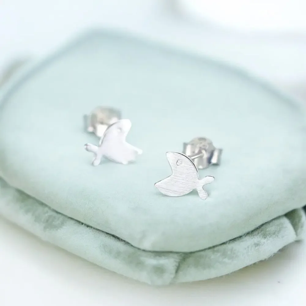 NEW 925 sterling silver brushed fish stud earrings jewelry B20B